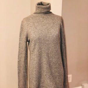 J.Crew Cashmere Turtleneck Sweater size Medium